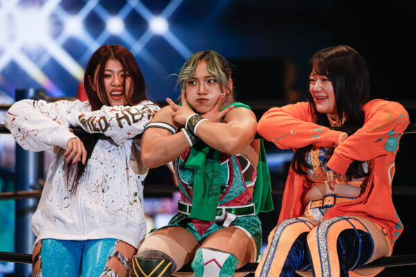 FWC with partner Saya Iida ahead of a Stardom Triangle Derby match